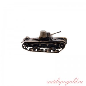 Модель советского огнеметного танка ХТ-26(1:100)