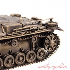 Немецкое штурмовое орудие Stug.III Ausf.B(1:35)