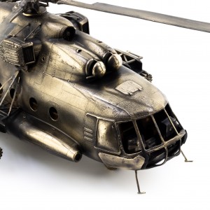 Масштабная модель вертолета МИ-8Т  (1:48)