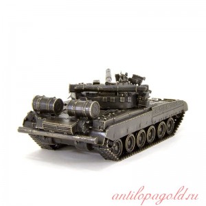 Модель танка Т-80УД(1:35)