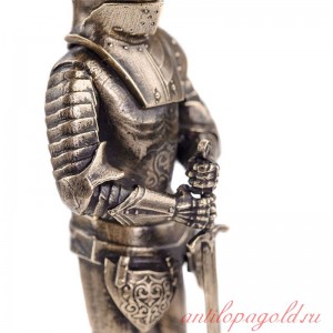 Статуэтка Средневековый рыцарь