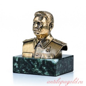 Бюст И.В. Сталин